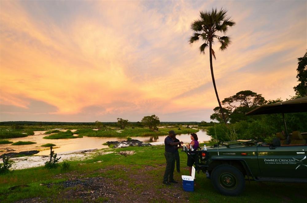 Victoria Falls River Lodge