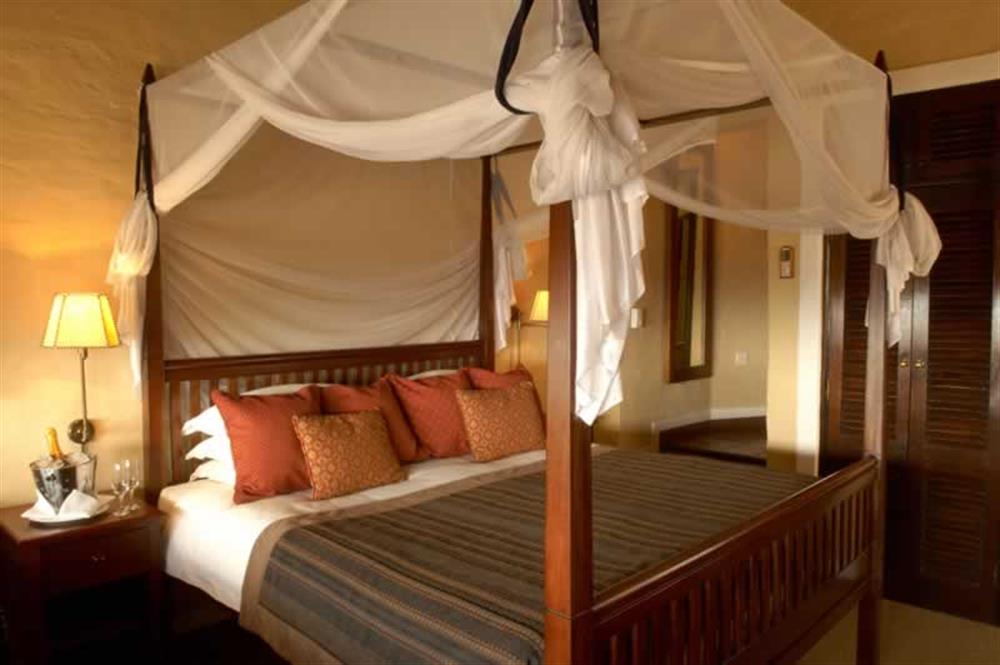 Victoria Falls Safari Lodge