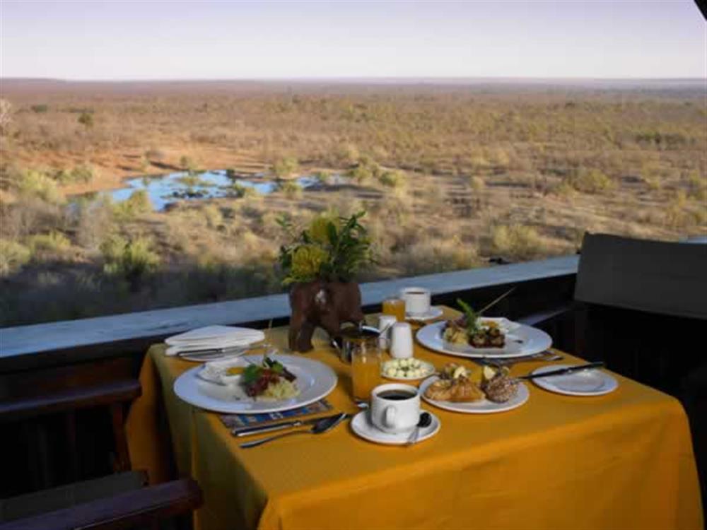 Victoria Falls Safari Lodge