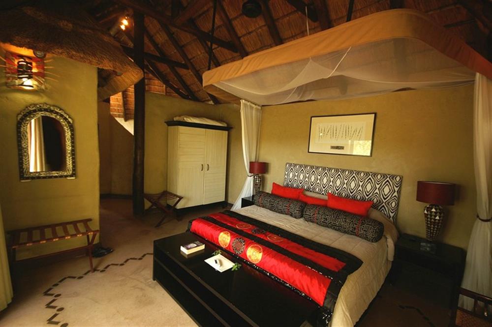 Lukimbi Safari Lodge