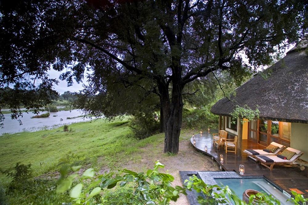 Exeter River Lodge